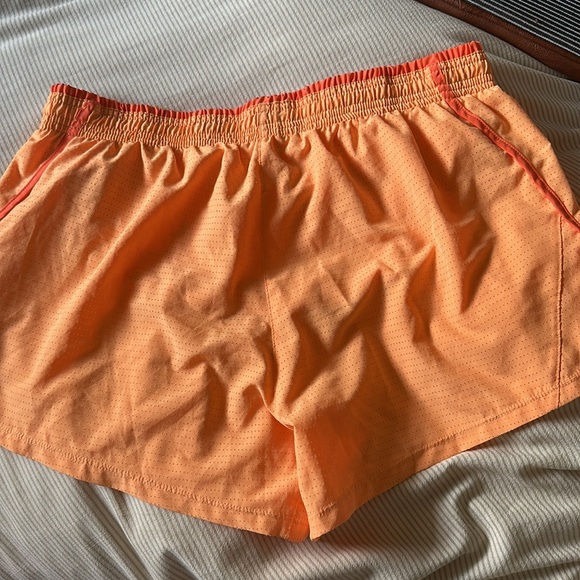 Nike dri fit shorts. Running. Orange. Large - Picture 5 of 6